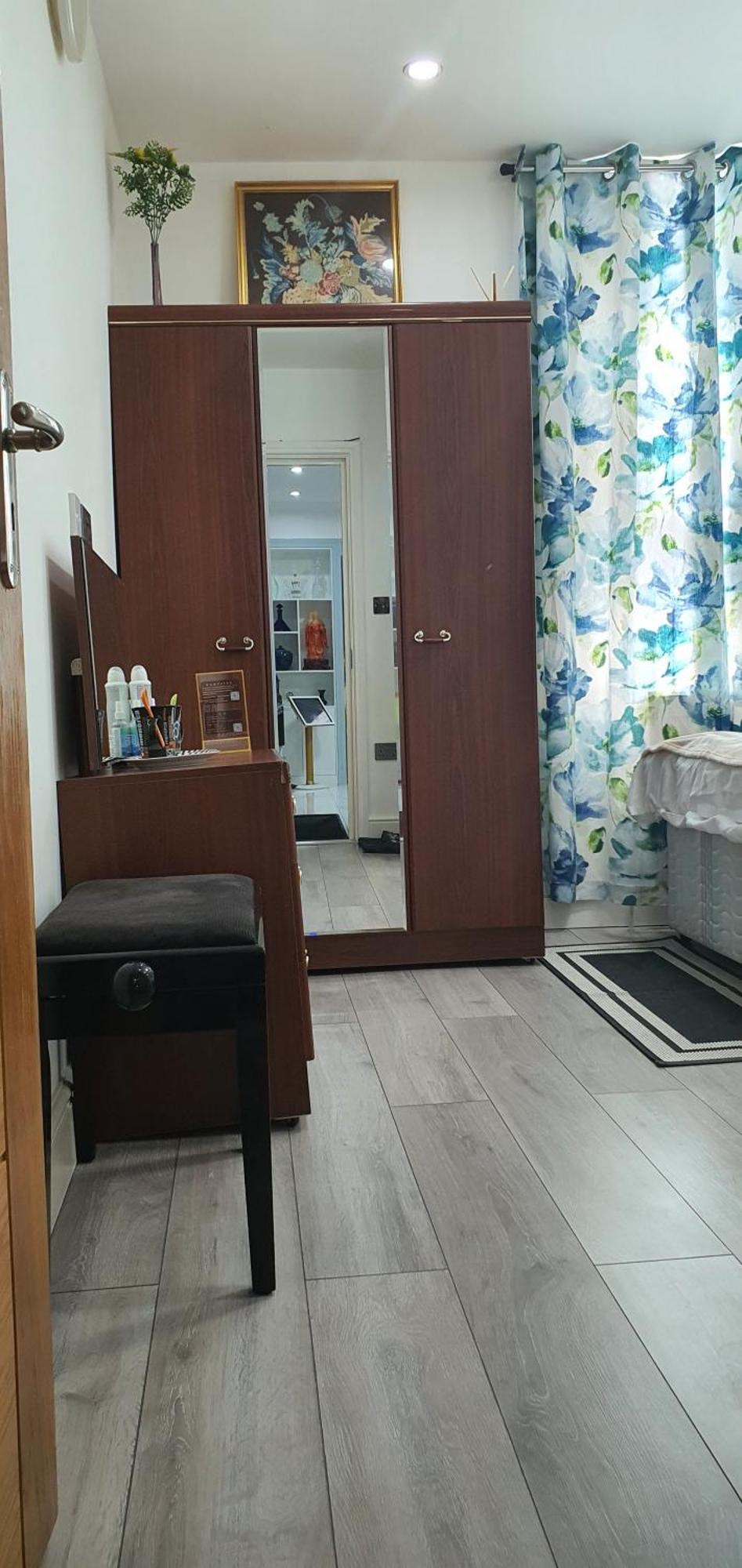 Min Su Rooms Stanwell Eksteriør bilde