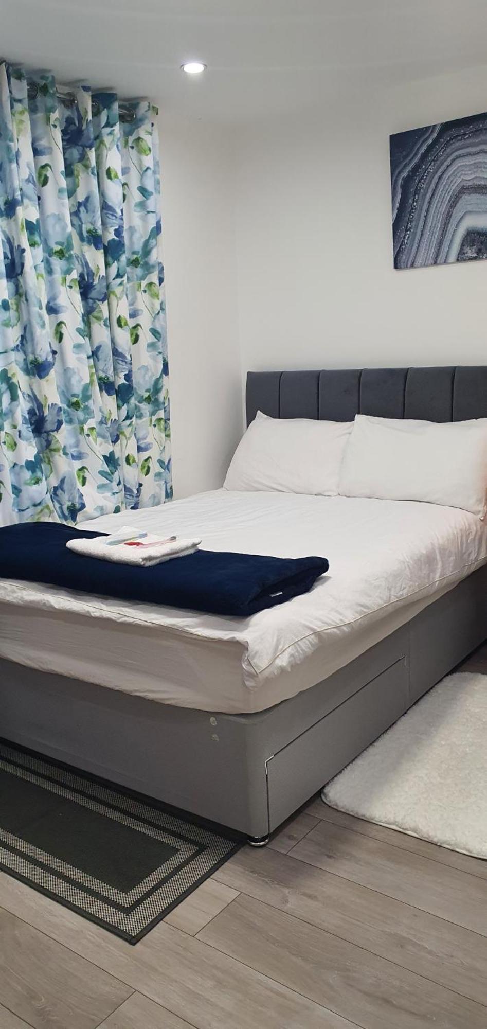 Min Su Rooms Stanwell Eksteriør bilde